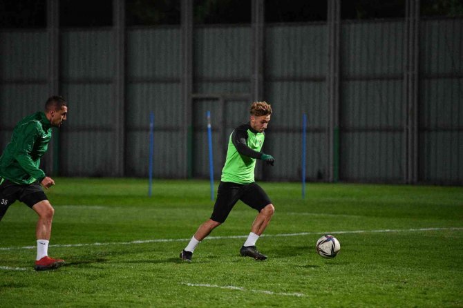 Bursaspor’da İ̇stanbulspor Maçı Hazırlıkları Başladı