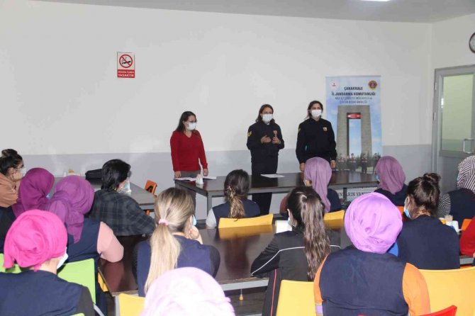 Jandarmadan 136 Kadına ‘Şiddetle Mücadele’ Eğitimi