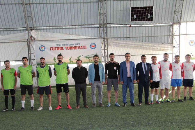 Eğitim Bir-sen Tarafından Futbol Turnuvası Düzendi