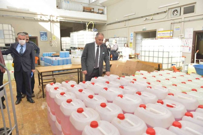 Fabrika Gibi Çalışan Okul 1,5 Yılda 2 Milyon 987 Bin Liralık Ciroya Ulaştı