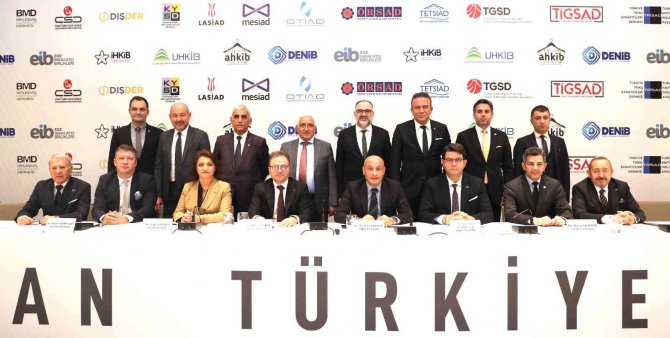 Hazır Giyim İhracatçıları Ham Madde Probleminde Çözüm Önerileri Sundu