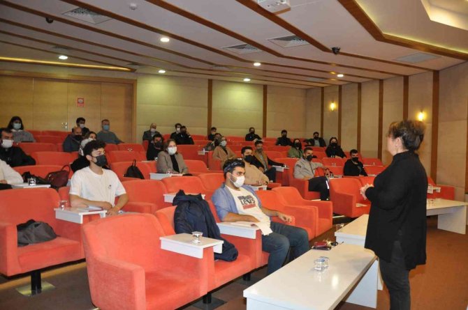 İ̇tso’dan Üyelerine Dış Ticaret Yönetimi Eğitimi