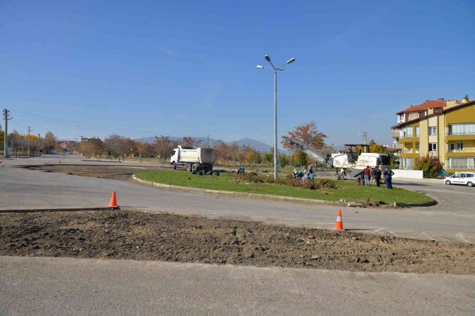 Isparta’da Karmaşaya Neden Olan Kavşak Yeniden Düzenleniyor