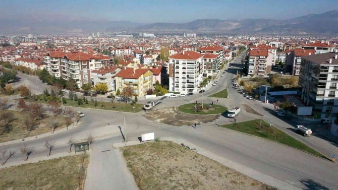 Isparta’da Karmaşaya Neden Olan Kavşak Yeniden Düzenleniyor