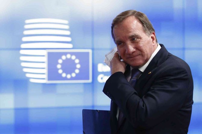 İ̇sveç Başbakanı Lofven İstifa Etti
