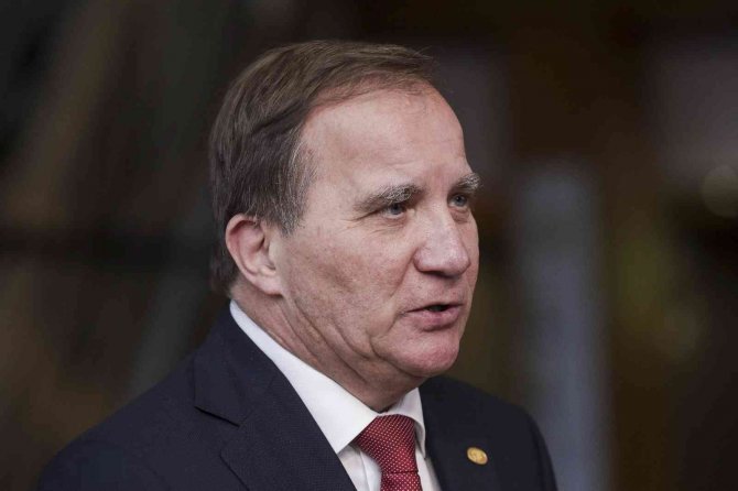 İ̇sveç Başbakanı Lofven İstifa Etti