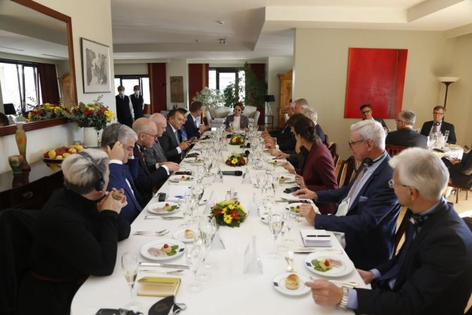 İ̇yi̇ Parti Genel Başkanı Akşener, Ab Üyesi Ülkelerin Büyükelçileri İle Görüştü