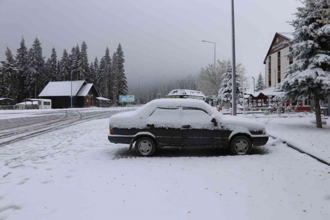 Ilgaz Dağı’na Mevsimin İlk Karı Düştü