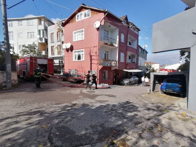İ̇zolasyon Çalışması Sırasında Yangın Çıktı