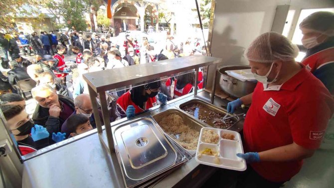 Türk Kızılay Manisa Şubesi’nden Bağışçısına Teşekkür Belgesi