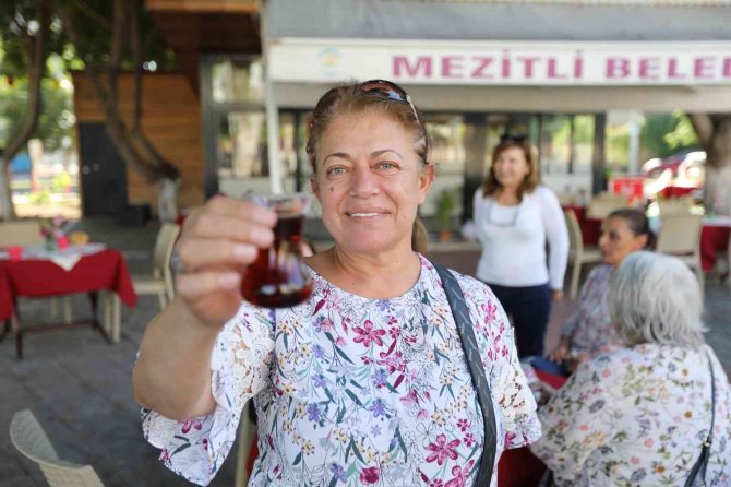 Özgür Kafe, Vatandaşla Kooperatif Ürünlerinin Buluşma Noktası Oldu