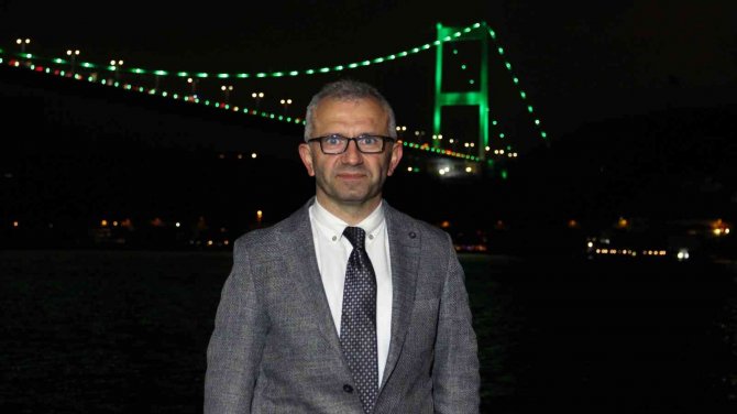 Organ Bağışına Farklı İllerde Uçurulan Dilek Fenerleriyle Dikkat Çekildi