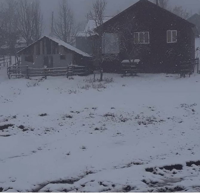 Sakarya’da Yüksek Kesimlere Kar Yağdı