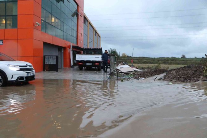 Samsun’da Sanayi Sitesini Su Bastı
