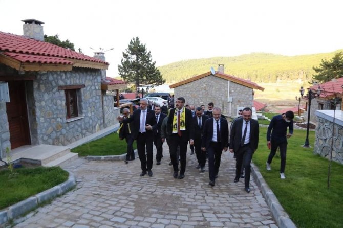 Başkan Ceyhun: "Memleketimizin Her Karış Toprağı Ayrı Bir Güzel”