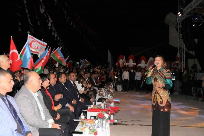 Karabağ Zaferinin Coşkusu Azerin Konseriyle Yaşandı