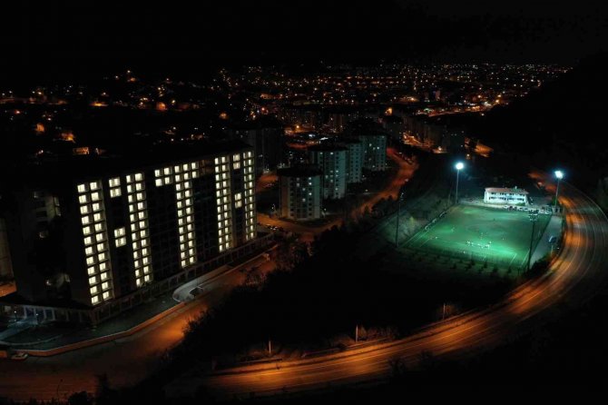 Kyk Lambalarıyla "Ata” Yazdılar