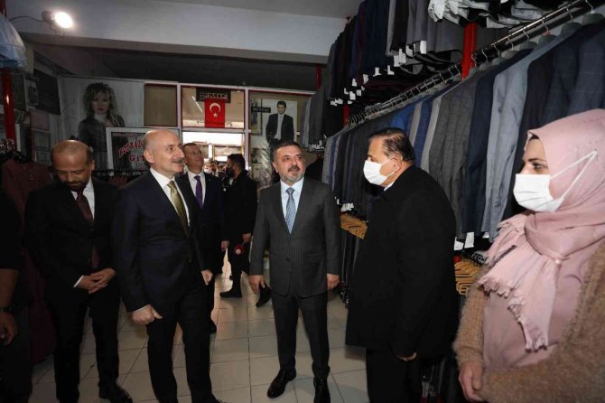 Ulaştırma Ve Altyapı Bakanı Karaismailoğlu Sincan’da Esnafı Ziyaret Etti