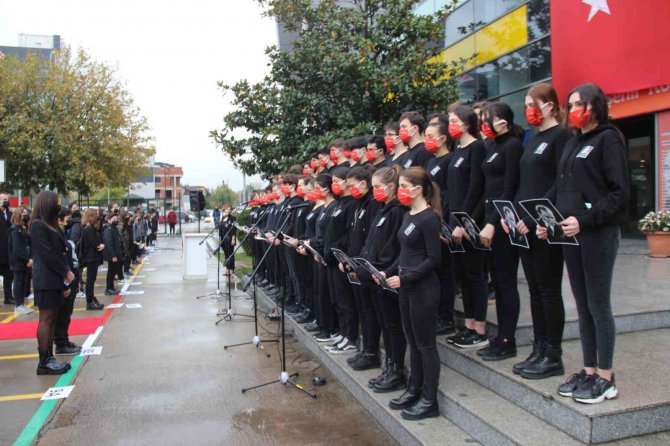 Öğrenciler Ata’yı Özlemle Andı