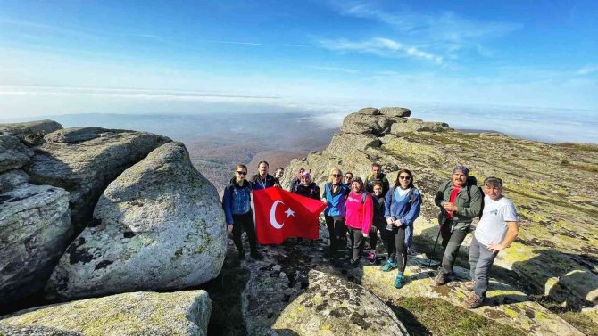 Yalovalı Dağcılar, M. Kemalpaşa’nın Tabiatına Hayran Kaldı