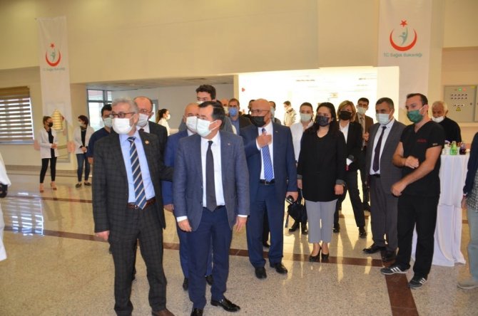 Devlet Hastanesi’ne Alınan Göz Biyometri Cihazı’nın Tanıtımı Yapıldı