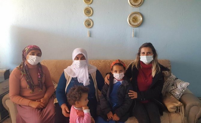 Ağrı’da Öğretmenler Öğrencilerine Misafir Oluyor