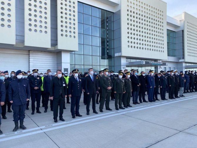 Şehit Polis Memuru Abdulkadir Güngör İçin İlk Tören Edremit’te Yapıldı