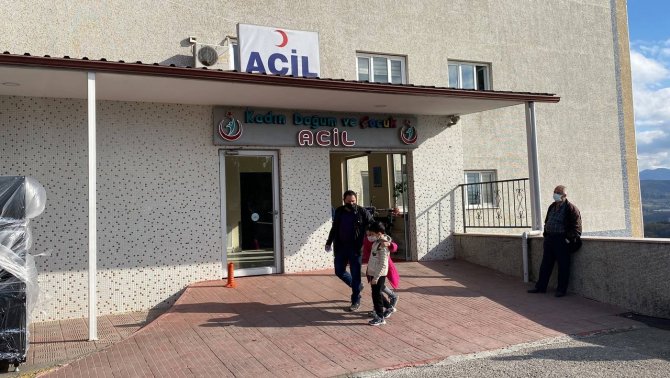 417 Öğrenci Hastanelik Oldu Valilik İnceleme Başlattı