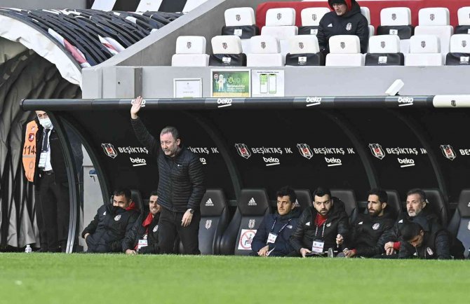 Beşiktaş Hazırlık Maçında 3 Golle Kazandı