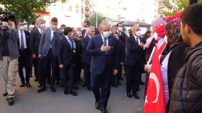Tbmm Başkanı Şentop: “Annelerin Eylem Dünyanın En Sivil, En Doğal Ve En Güçlü Eylemidir”