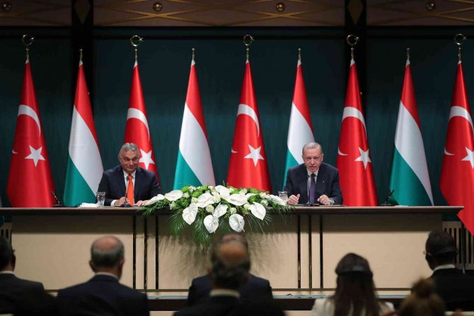 Cumhurbaşkanı Erdoğan: "Mülteci Krizinin Türkiye Tarafından Kaynaklandığını Söylemek Gerçekten Nankörlüktür"