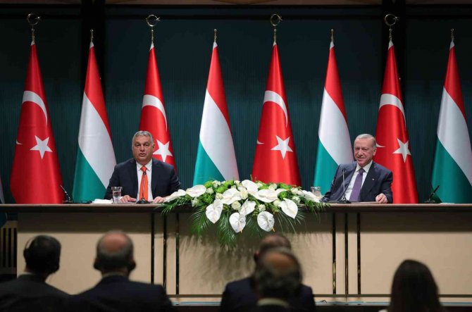 Cumhurbaşkanı Erdoğan: "Mülteci Krizinin Türkiye Tarafından Kaynaklandığını Söylemek Gerçekten Nankörlüktür"