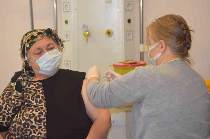 Bakan Koca Açıkladı, Vatandaşlar Hastaneye Koştu