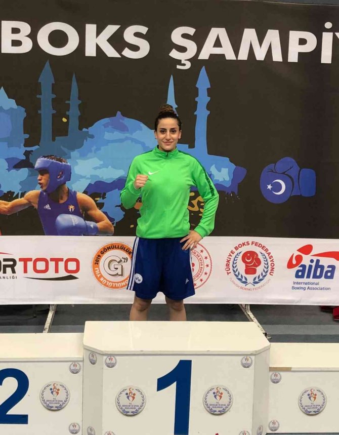 Gizem Özer’e Milli Davet