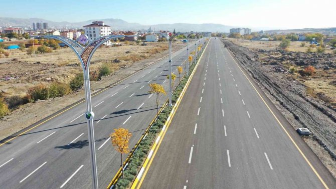 Elazığ’da Yeni Bulvarda Çalışmalar Tamamlandı