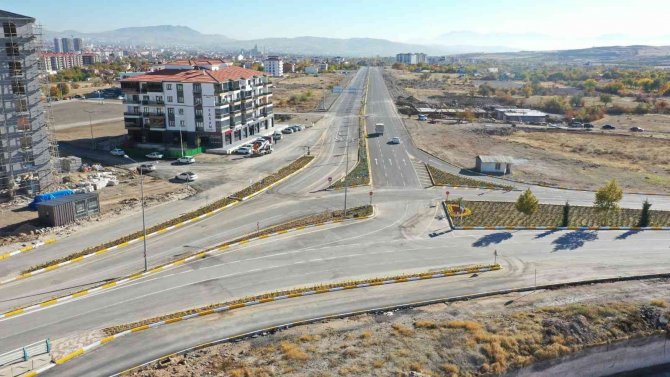 Elazığ’da Yeni Bulvarda Çalışmalar Tamamlandı