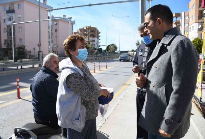 Kuşadası’nda Köprülü Kavşaklara Butonlu Yaya Geçidi Geliyor