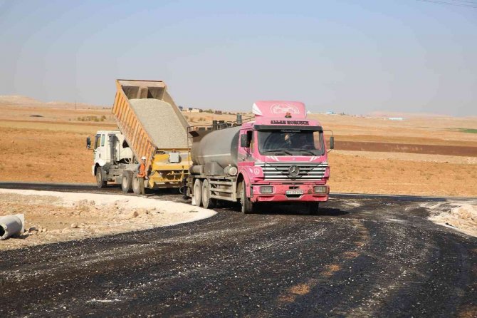 Haliliye Belediyesinden 2 Mahallede Asfalt Atağı