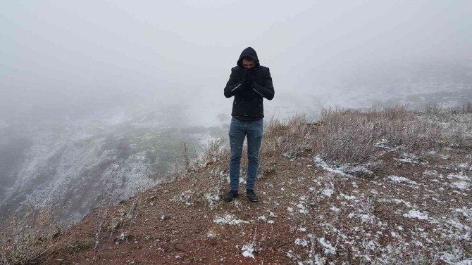 Bayburt Ve Erzincan’ın Yüksek Kesimlerinde Kar Yağışı