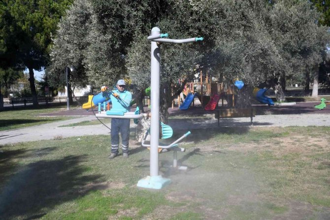 Karaova Mahallesi’nde Temizlik Çalışması Gerçekleştirildi