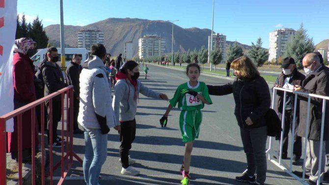 Küçük Koşucular Parkuru Gözyaşlarıyla Tamamladı