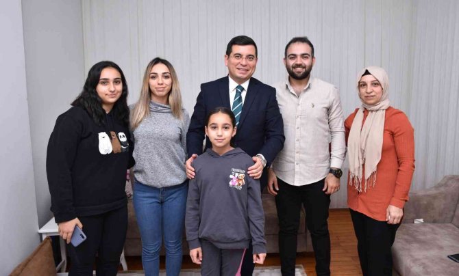 Başkan Tütüncü Normalleşme Süreciyle Birlikte Ev Ziyaretlerine Yeniden Başladı