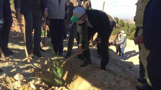 Alaşehirliler Geleceğe Nefes Oldu