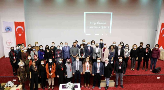 Samsun’da Sağlıkçılara Ab Proje Eğitimi