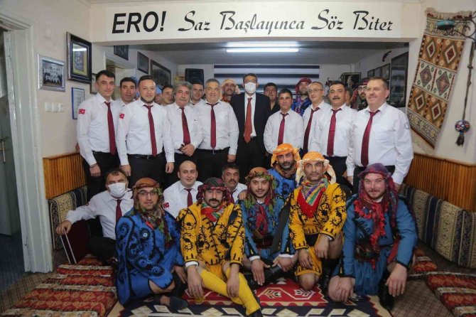 Vali Çelik Yaren Gecesine Misafir Oldu