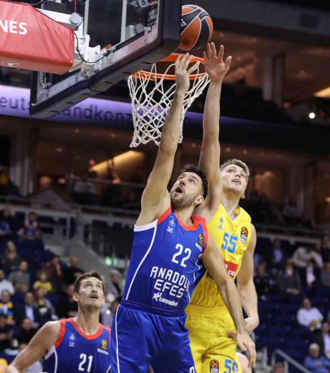 Thy Euroleague: Alba Berlin: 63 - Anadolu Efes: 90