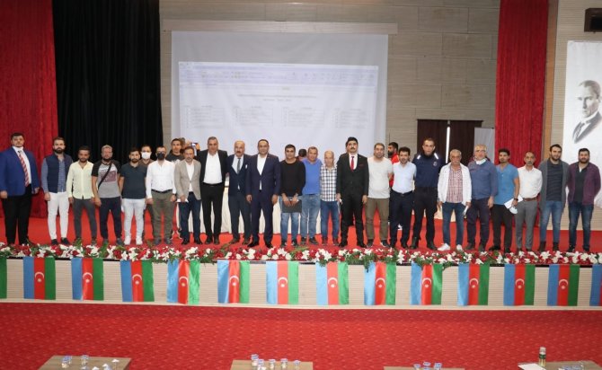 Toroslar’da Kurumlar Arası Futbol Turnuvasının Kuraları Çekildi