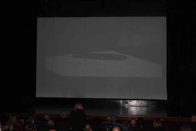 Gazi Mustafa Kemal Atatürk Kartal’da Belgesel Gösterimiyle Anıldı