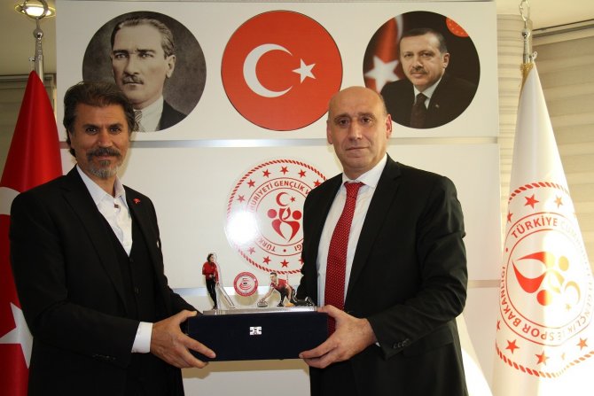 Curling Federasyonu’ndan Öztürk’e Hayırlı Olsun Ziyareti