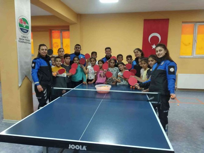 Çogep İle Masa Tenisi Kursuna Yazıldılar